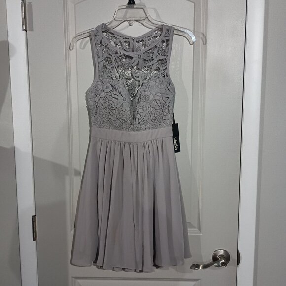 Lulu's Formal Backless Mini Dress Gray S NWT - Picture 1 of 10